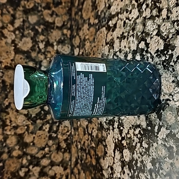 BBW Vanilla Bean Noel shower gel (2023) - Picture 2 of 2